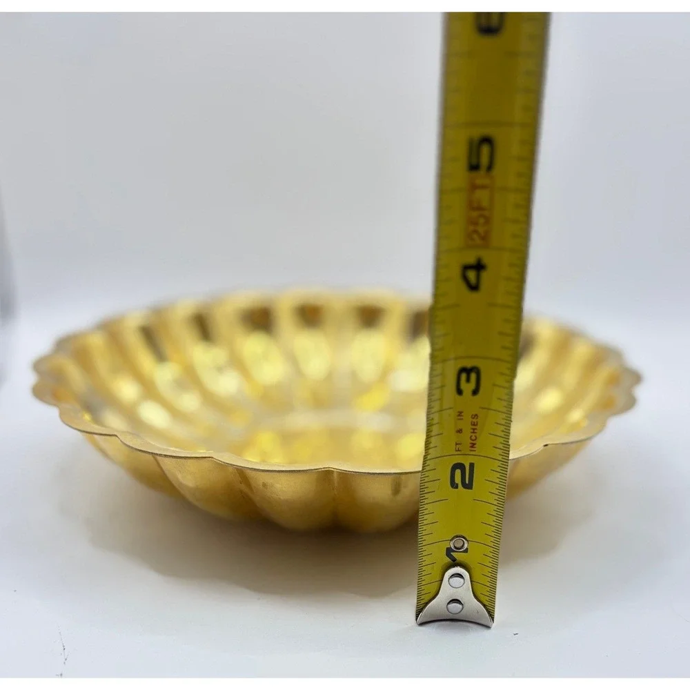 Vintage Brass Scalloped Dish Gold Fluted Trinket Bowl Sunburst Center 5.5 Inch